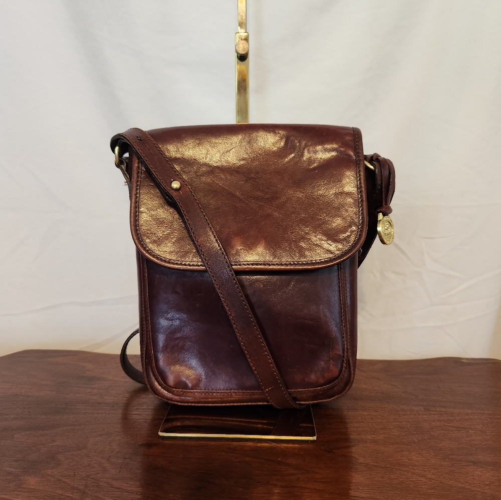 Vinatge Brahmin crossbody U.S.A